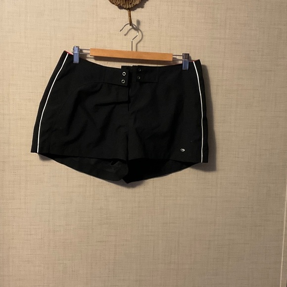 Champion Black Women's Athletic Shorts - Picture 1 of 5